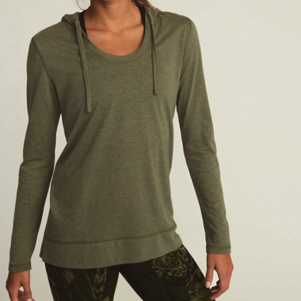 Old Navy Lightweight Performance Pullover